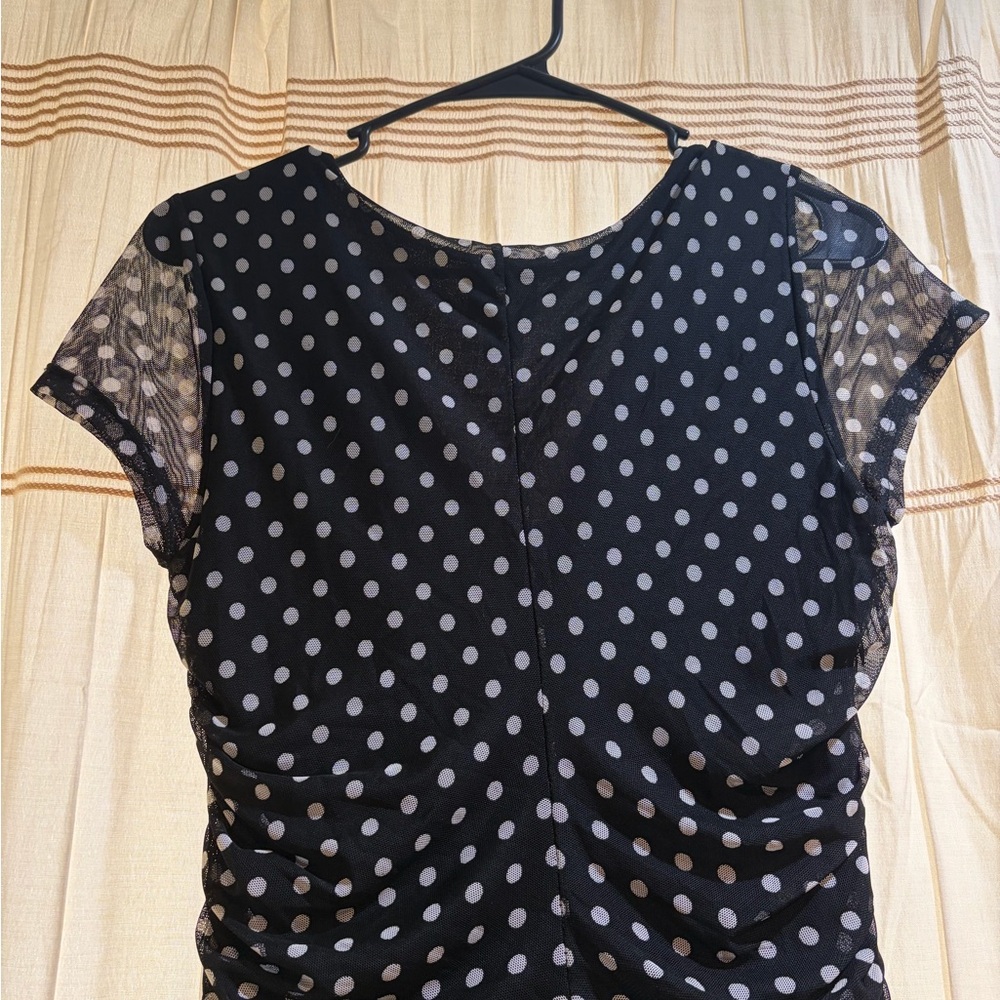 free press Black Polka Dot Ruched Short Sleeve Crop Top - Picture 4 of 5